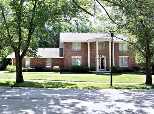 508 Briarwyck Dr, Ballwin, MO 63011