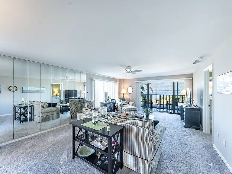 1477 Park Beach Cir #11 — Photo 7