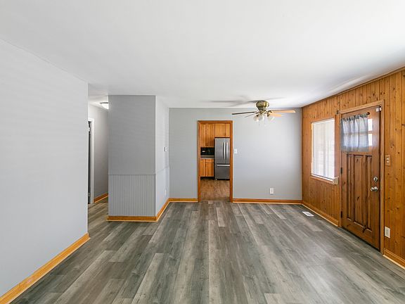5th image of 2041 E Sauk Trl