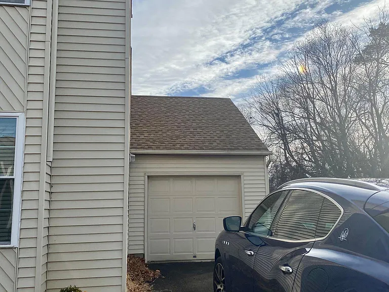 52 Sandybrook Dr — Photo 5