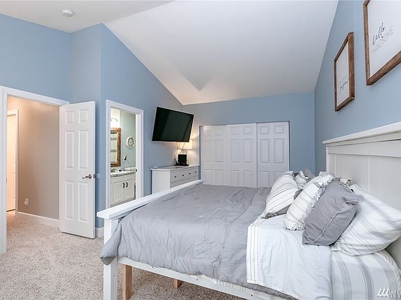 4th image of 6628 130th St Ct E
