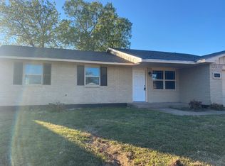 1313 SE Clover Ln, Lawton, OK 73501