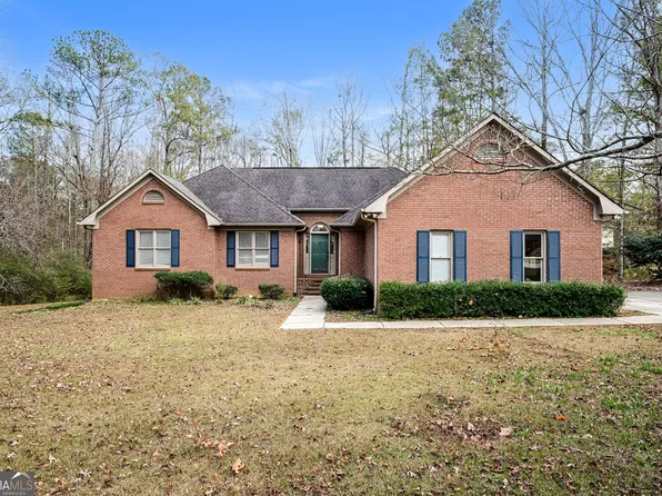 100 Red Maple Dr, Hampton, GA 30228