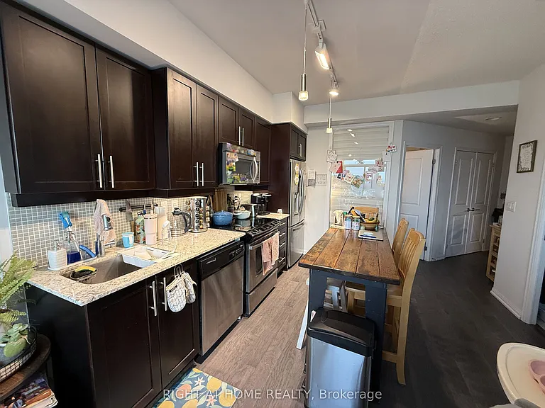 125 Western Battery Rd #Penthouse 3016 — Photo 4