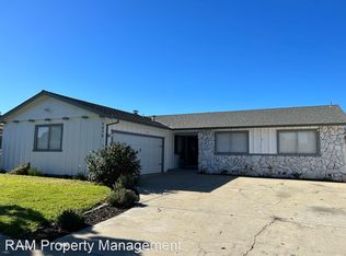1670 Memorial Dr, Hollister, CA
