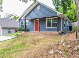 630 E Main St, Denison, TX 75021