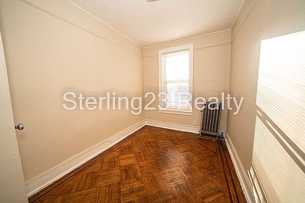 2nd image of 23-82 28th St #R2