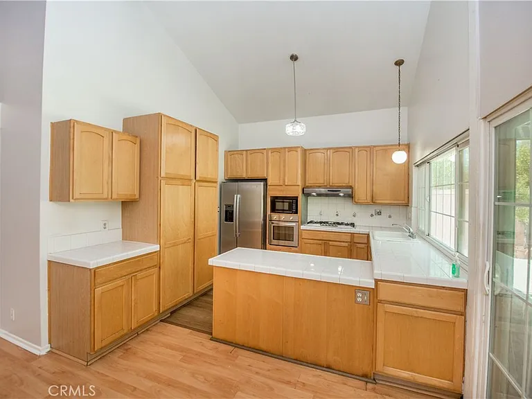 1709 Beechwood Ave — Photo 10