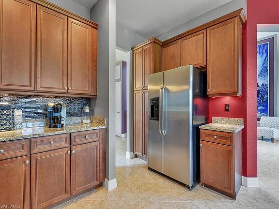 4th image of 10498 Carolina Willow Dr