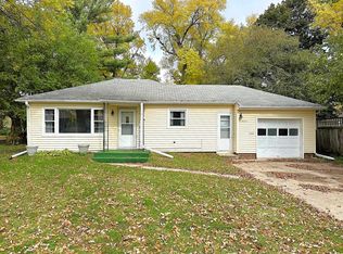 2905 7th St, Emmetsburg, IA 50536