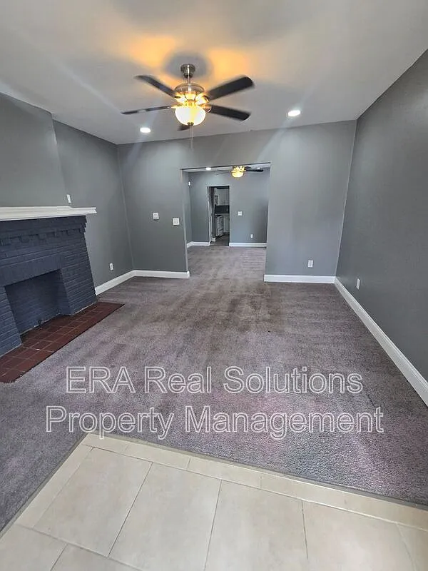 3 bed, 1.0 bath, 1172 sqft, $1,150 — Photo 3