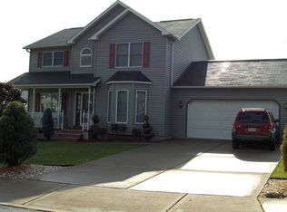 41 Paul Revere Dr, Hanover Township, PA 18706