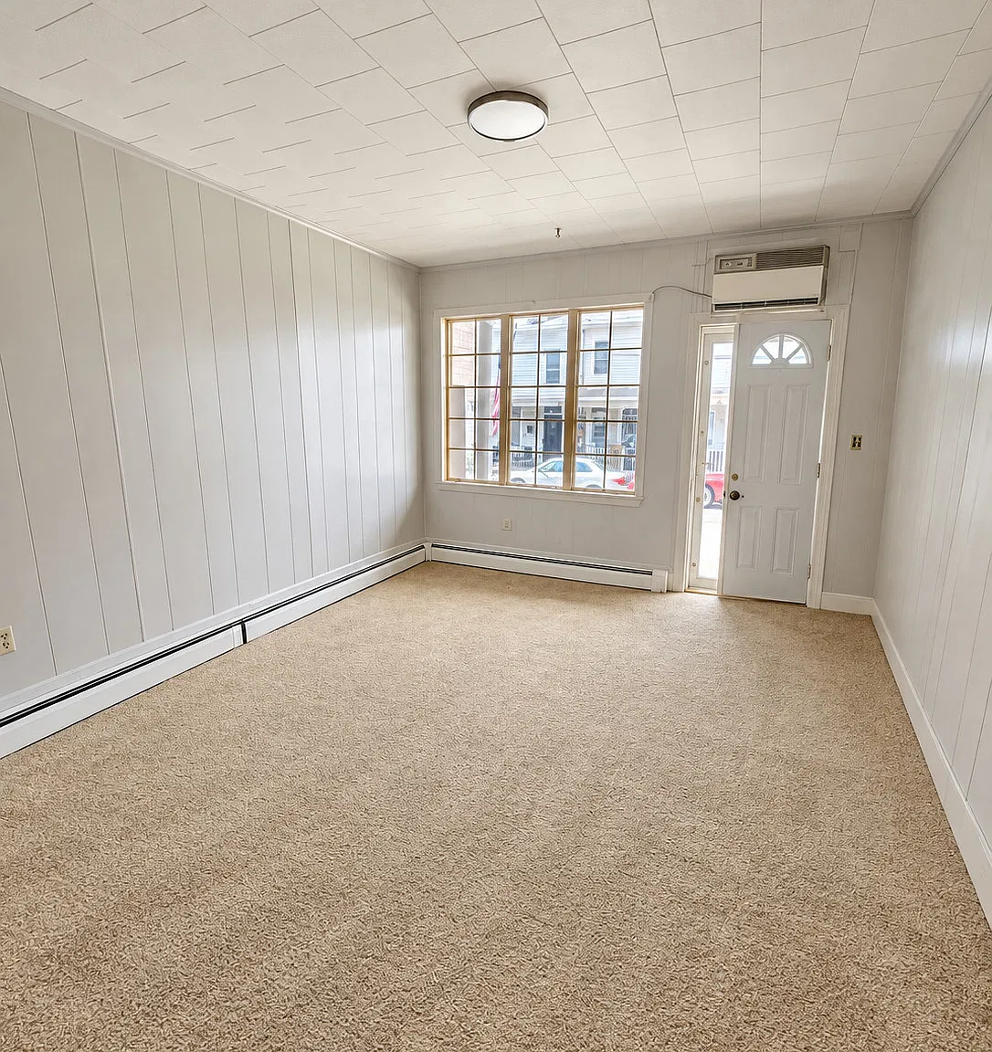 4 bed, 1260 sqft, $1,300 — Photo 2