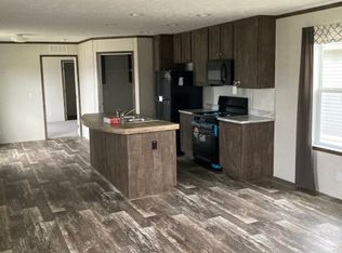 907 Janie St, Auburn, IN 46706