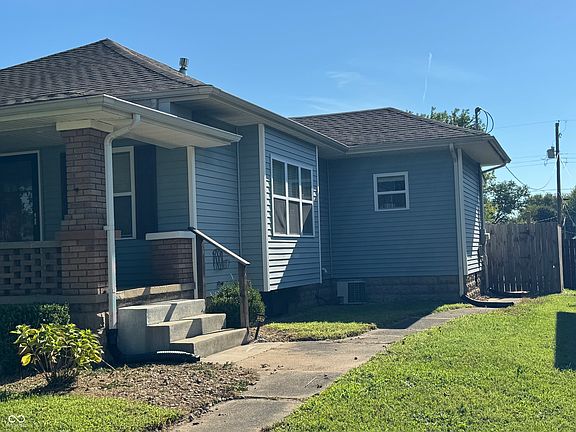 3rd image of 803 S Walnut St