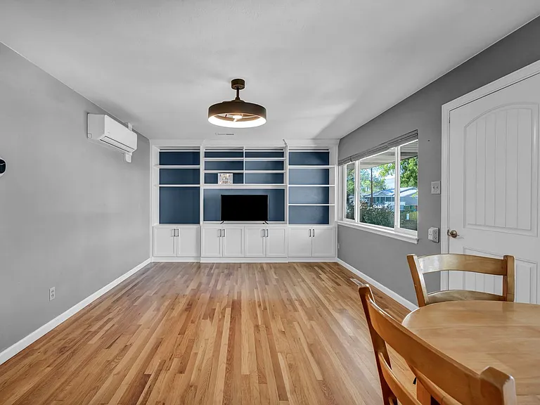 620 Belgrave Ave — Photo 17