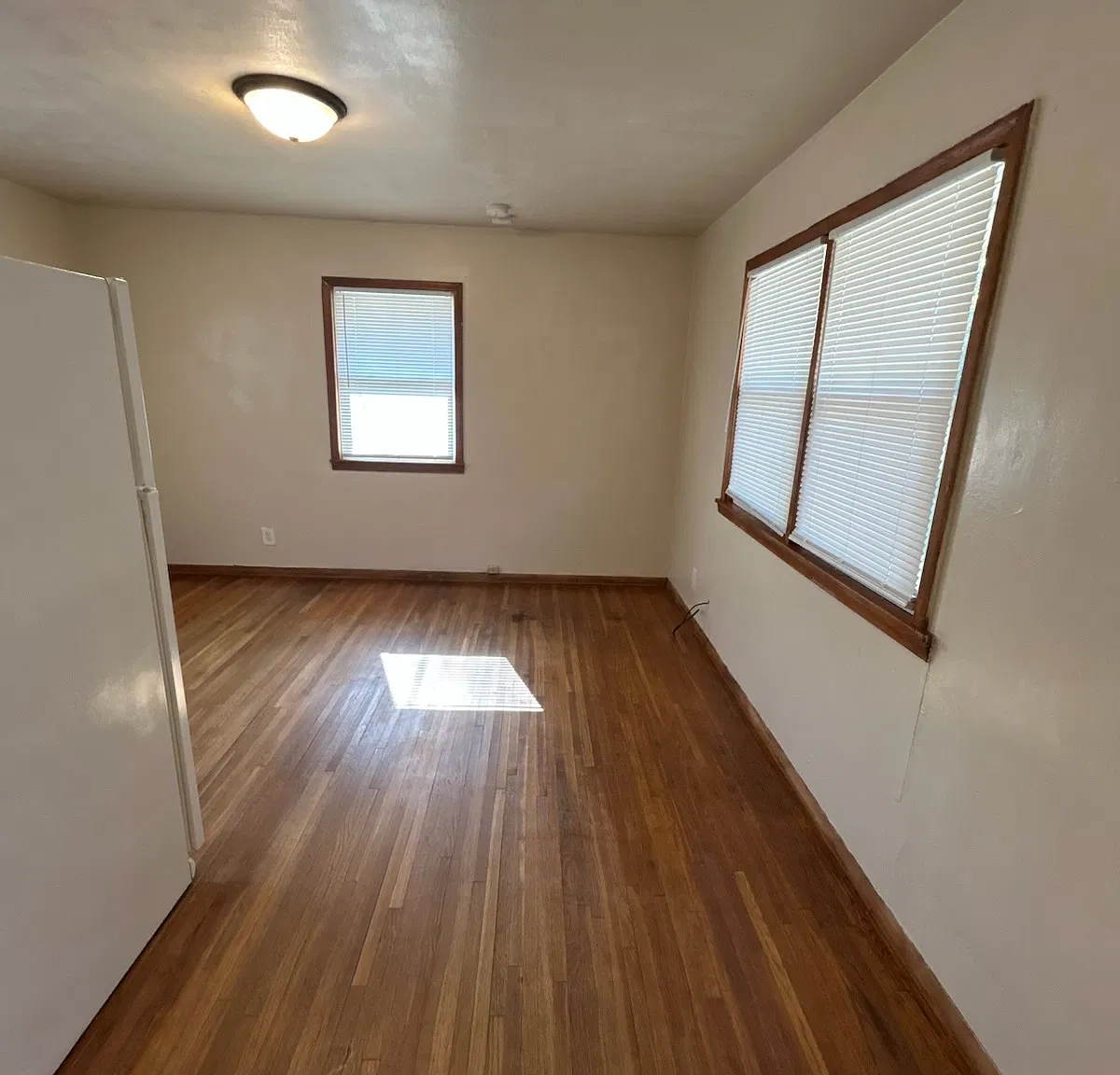 816 Mamie - 4 — Photo 3