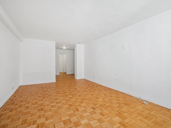 4th image of 420 E 80th St APT 2G