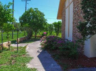 135 W 12th St, Riviera Beach, FL 33404