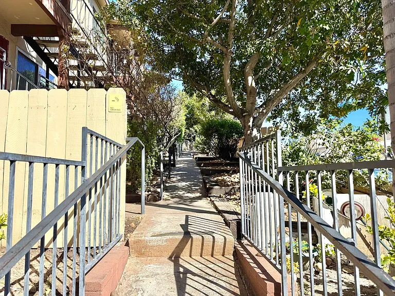4750-4772 Thorn Street — Photo 13