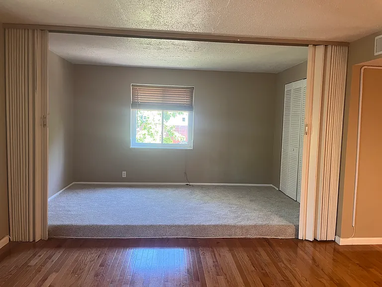 4355 Maryland Ave #433 — Photo 16