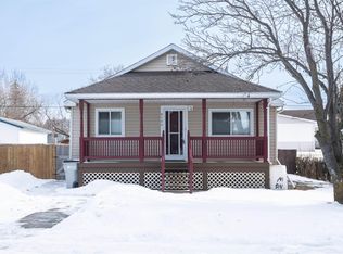 9723 107th St, Westlock, AB T7P1R8