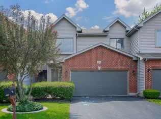 114 Deer Run Ln #114, Elgin, IL 60120