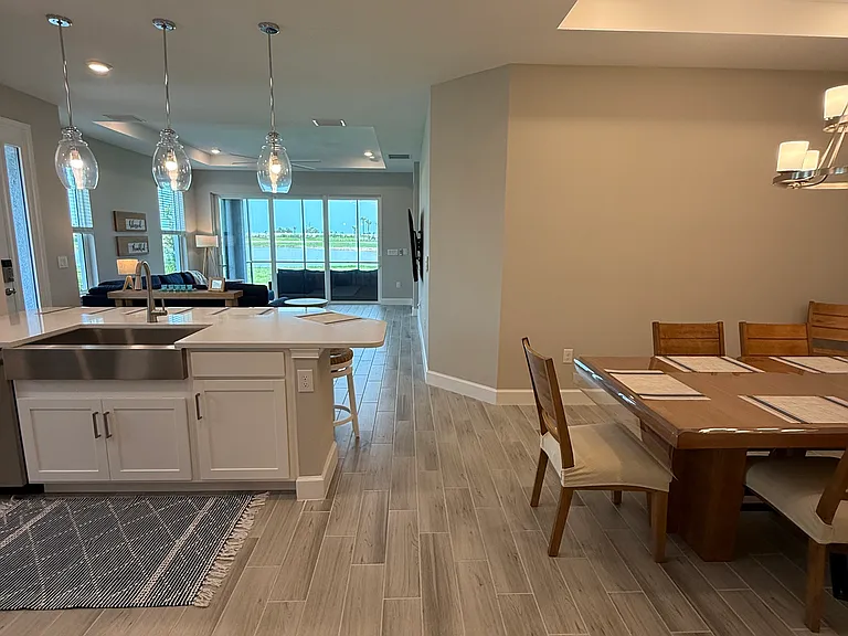 10514 Eclipse St — Photo 17