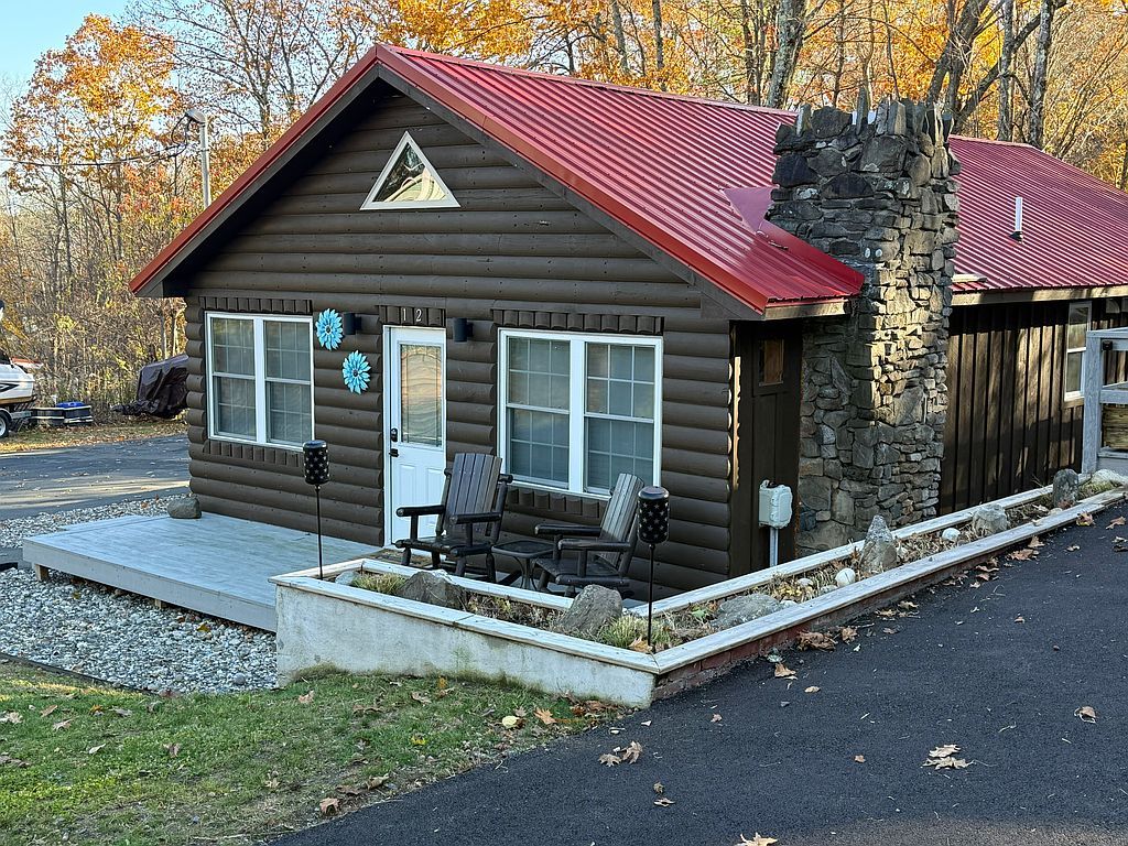 12 Whitney Dr - Property Image