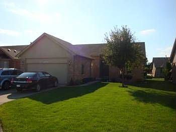 4th image of 41667 Westbury Ln