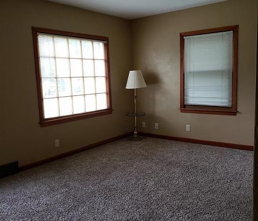 5th image of 2453 31st Street Ct