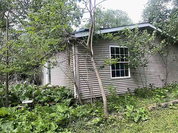 2nd image of 12038 E Gregg Blvd