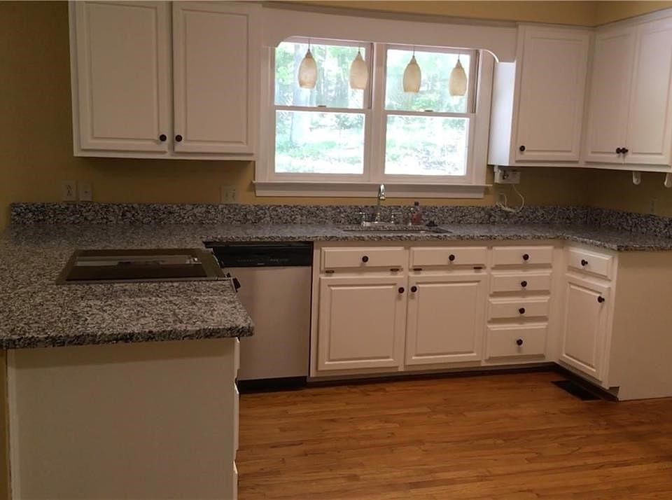 2nd image of 2555 Bent Creek Rd