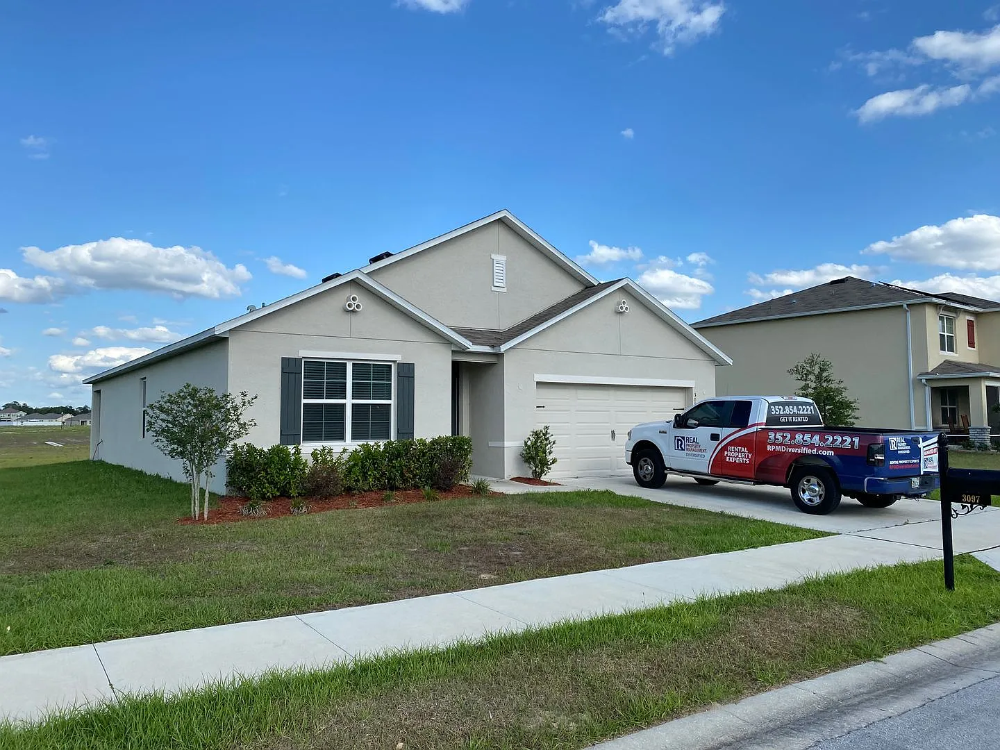 Not Ready For Showing Or Move In Until 08/15/2026 Oak Hill Plantation - 4/2/2 *Won't Last!* — Photo 2