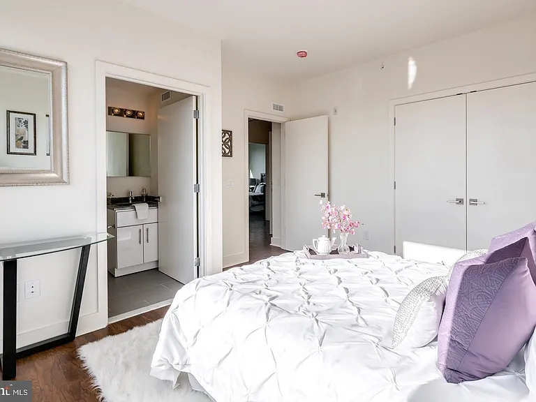 2617 W Girard Ave #4C — Photo 6