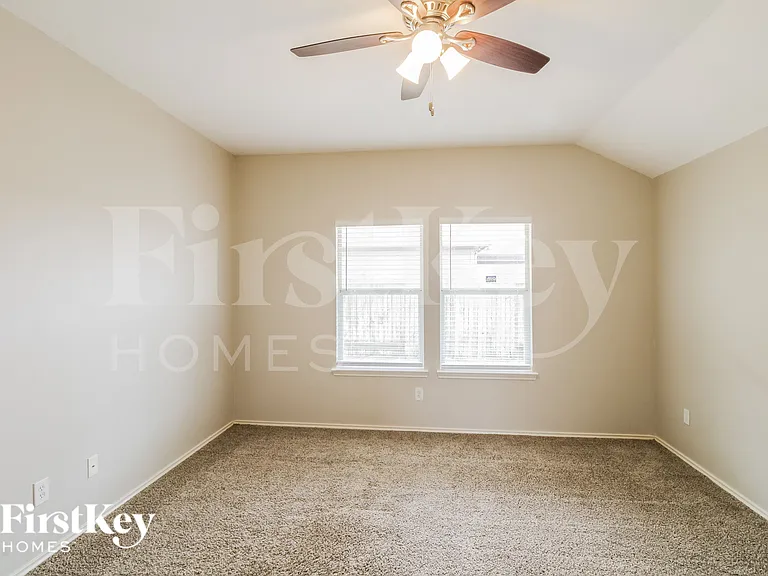 3519 Apache Meadows Dr — Photo 6