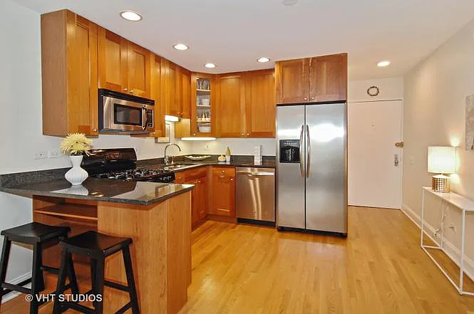 2 bed, $4,000 — Photo 3