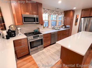 10 Goodman Rd #1, Cambridge, MA 02139