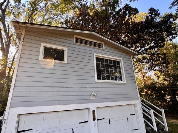 (undisclosed Address)