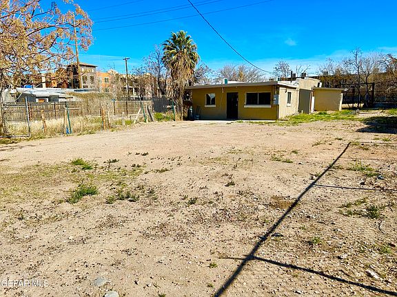 5th image of 1921 E San Antonio Ave