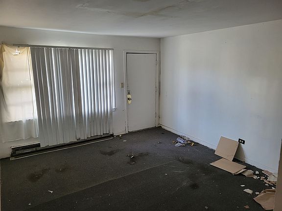 4th image of 1400 Madison St APT 1B