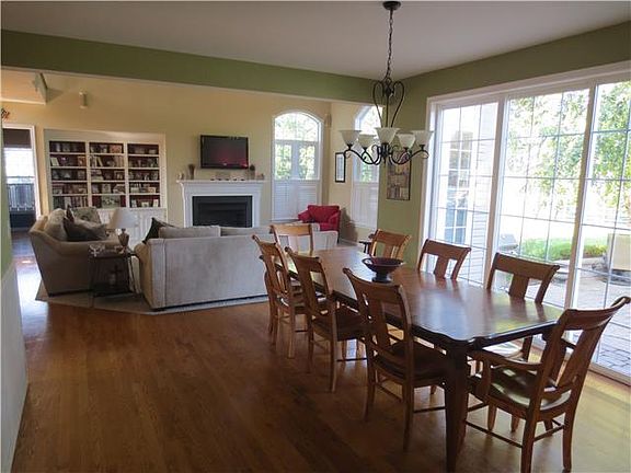 4th image of 108 Red Oak Dr