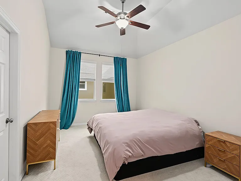 2713 Shadybrook Meadow Dr — Photo 17