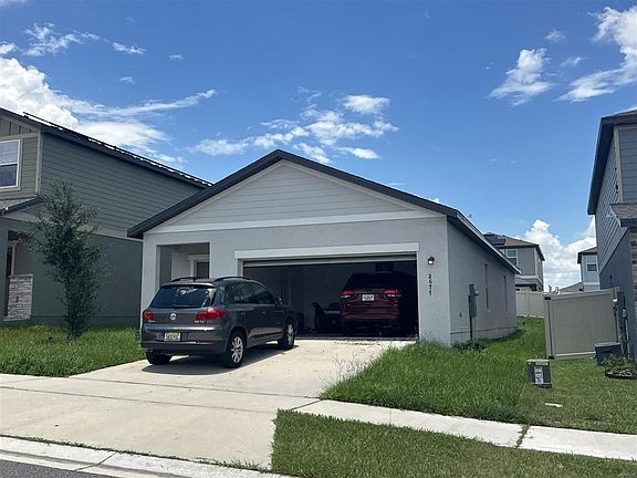 3rd image of 2677 Buttercup Ave