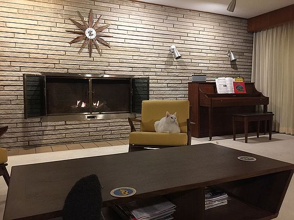 4th image of 500 E Schantz Ave
