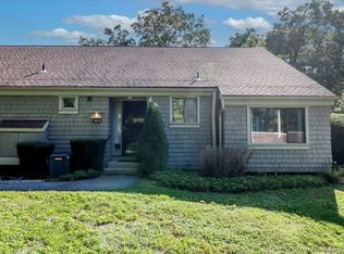 100 Heritage Vlg #B, Southbury, CT 06488