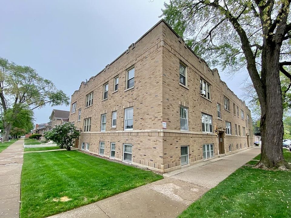 1st image of 3017 N Lockwood Ave Unit 2