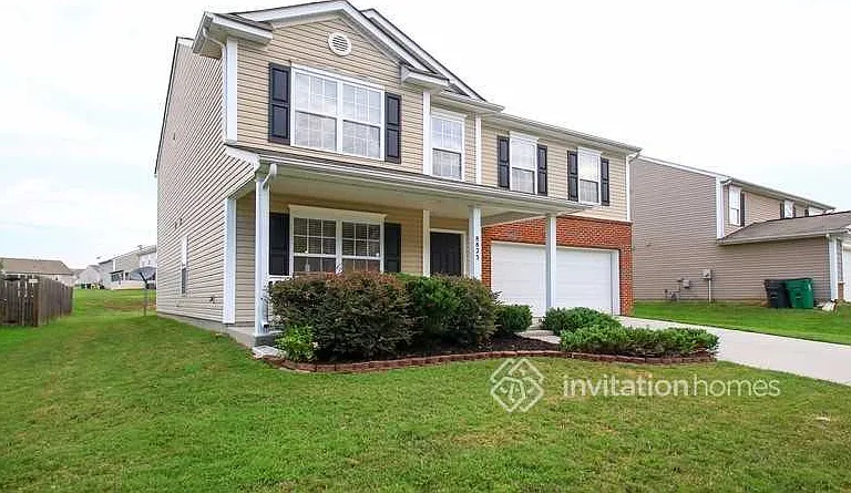 8825 Chalkstone Rd — Photo 2