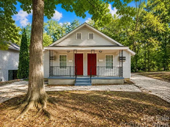 532 E Iredell Ave, Mooresville, NC 28115