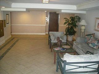 4th image of 5310 Zelzah Ave Unit 314